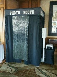 Closed Photo Booth 5'x5'